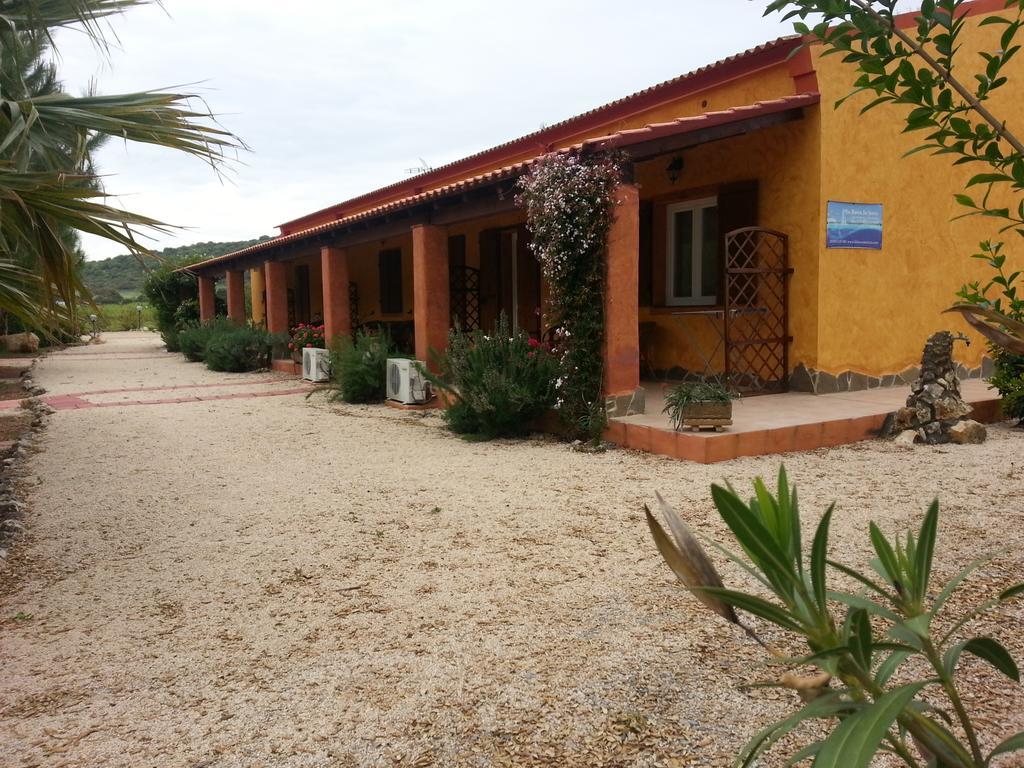 Agriturismo La Barca In Secca Olmedo Exterior photo