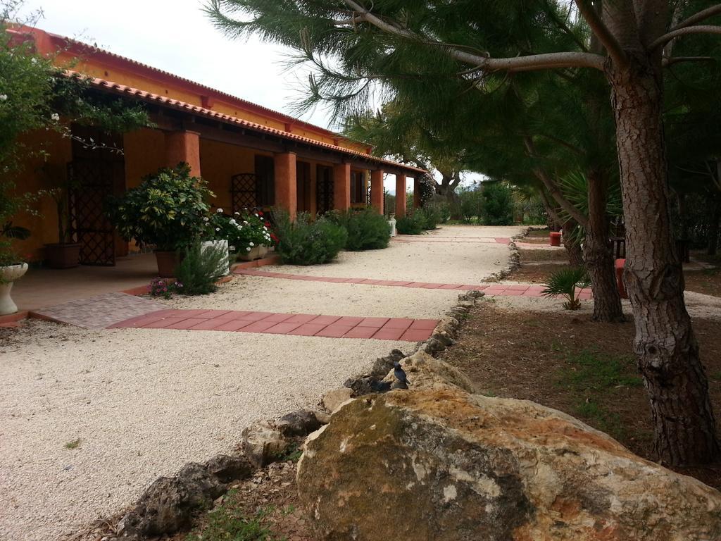 Agriturismo La Barca In Secca Olmedo Exterior photo